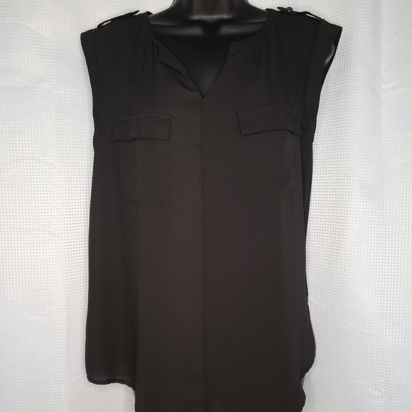 Black V-Neck Tank - Picture 1 of 7